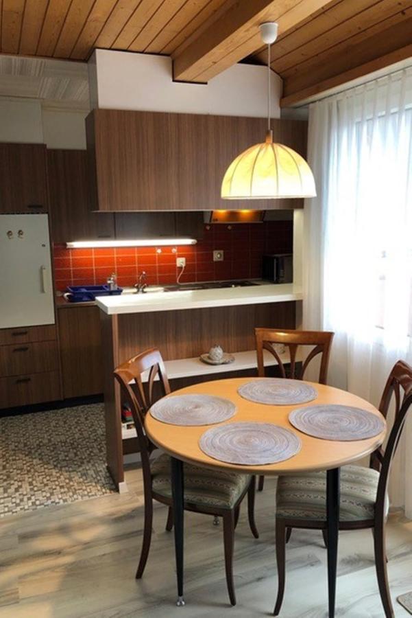 Appartementhaus Quadern Valens Zewnętrze zdjęcie